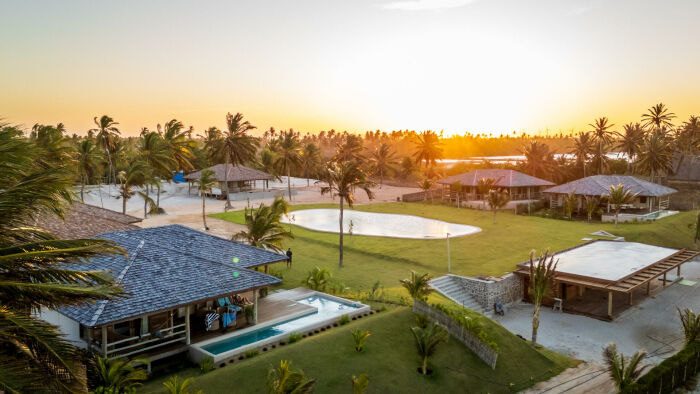 Imagem do imóvel Luxuoso bangalô em condomínio à beira mar na Ilha do Guajiru - Casa Suíça Kite Villas